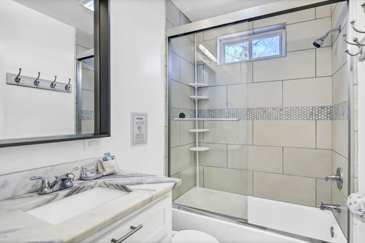 Modern Gem In Columbia Villa Bagian luar foto
